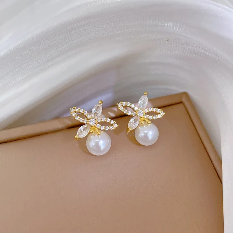 Conjunto Cravejado Pérolas Banhado Em Ouro 18K - Conj444