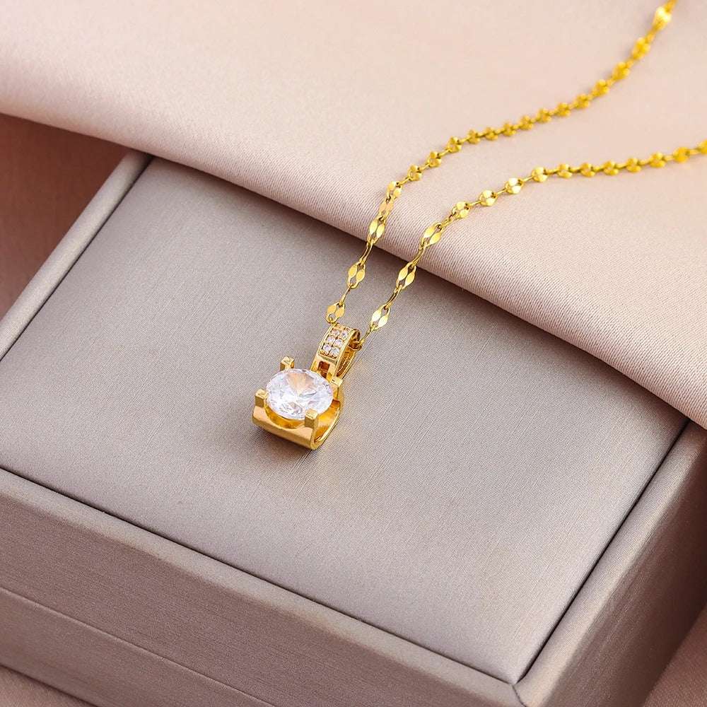 CONJUNTO CRISTAIS CRAVEJADOS BANHADO EM OURO 18K - CONJ181