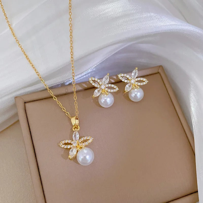 Conjunto Cravejado Pérolas Banhado Em Ouro 18K - Conj444