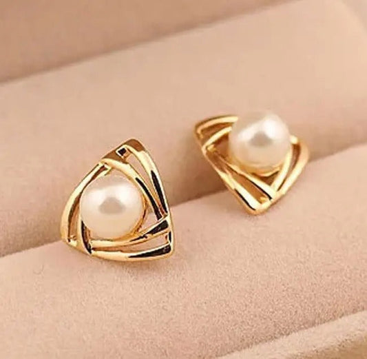 Brinco Triângulo De Pérolas Banhado Em Ouro 18K - Brsi342