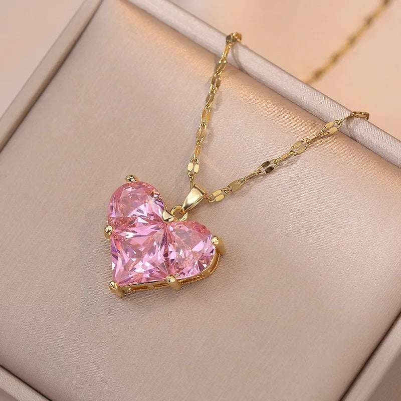 CONJUNTO CORAÇÃO ROSA BANHADO EM OURO 18K - CONJ469