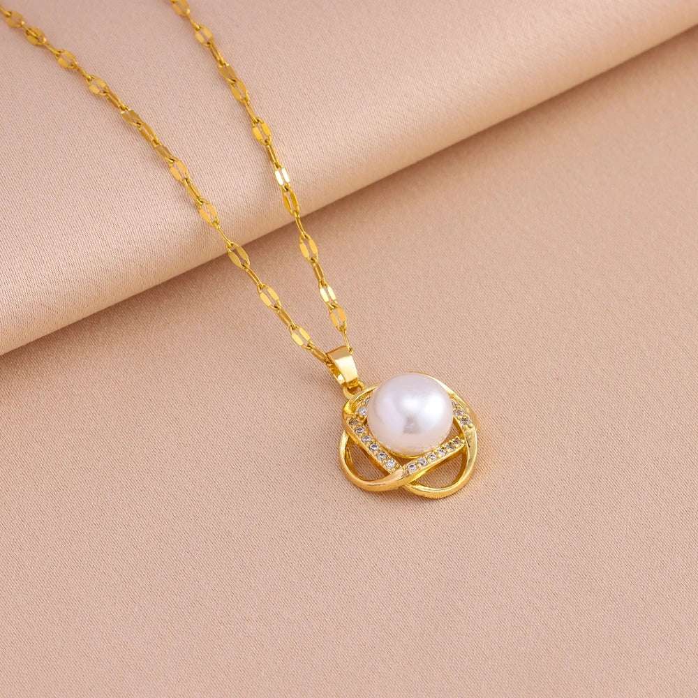 CONJUNTO PÉROLAS CRAVEJADAS BANHADO EM OURO 18K - CONJ612