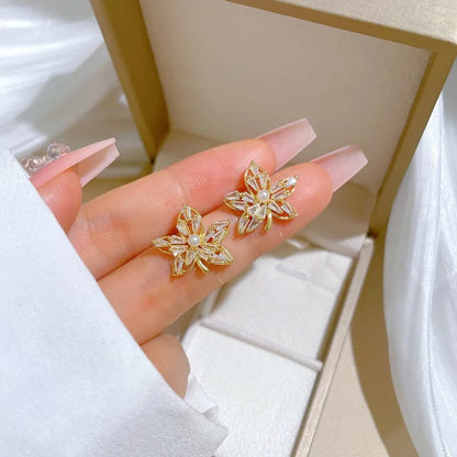 Conjunto Folha De Bordo Canadá Banhado Em Ouro 18K - Conj111